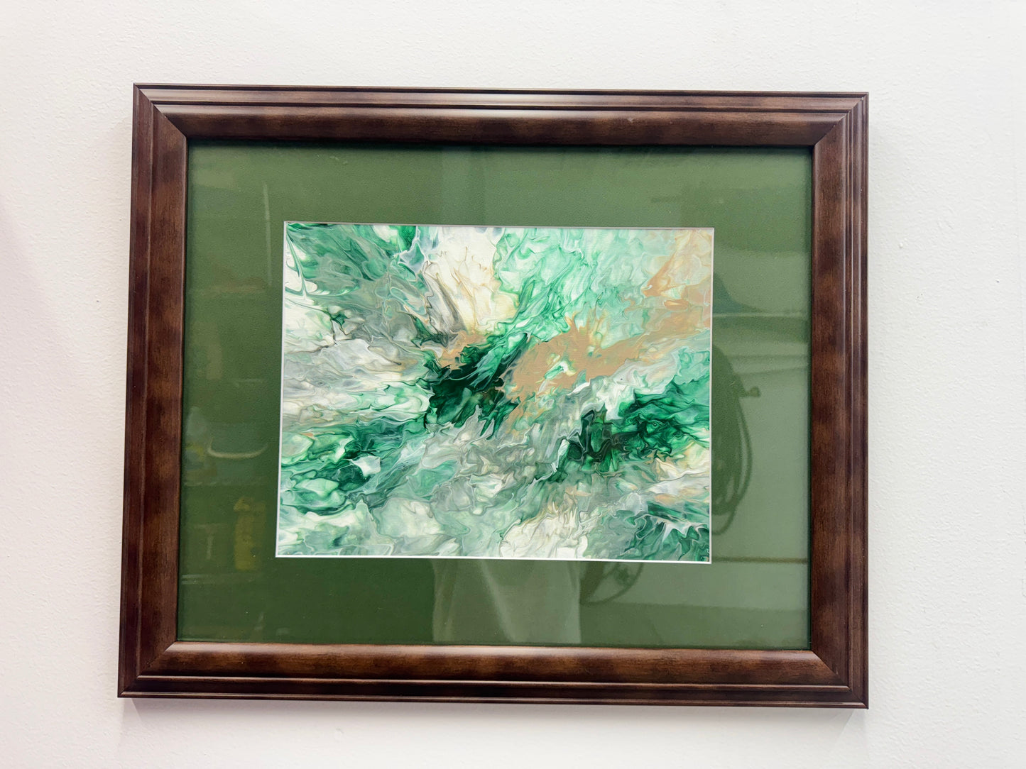 19 x 24 Framed Green Blur