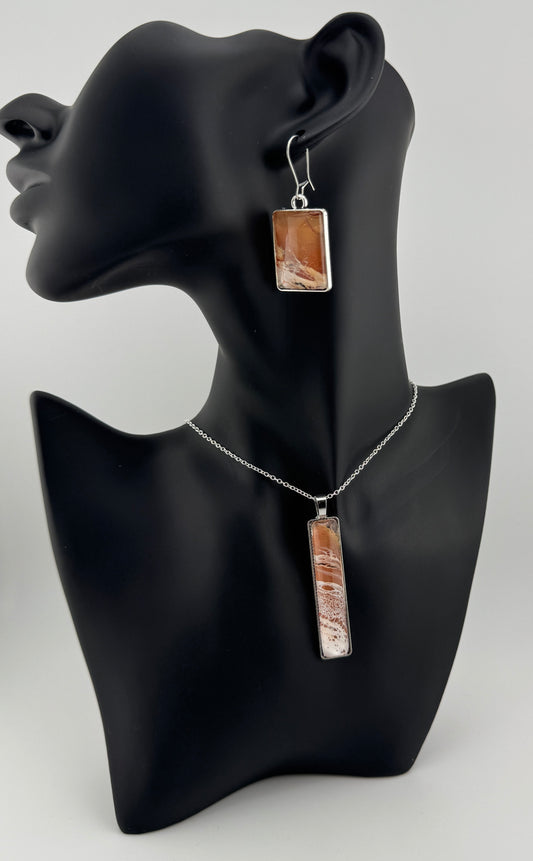 Peach/Copper Slim Necklace with Earrings
