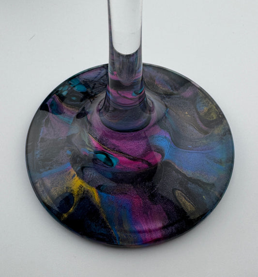 Flare Wine Glass and Wine Bottle Stopper-Multicolor