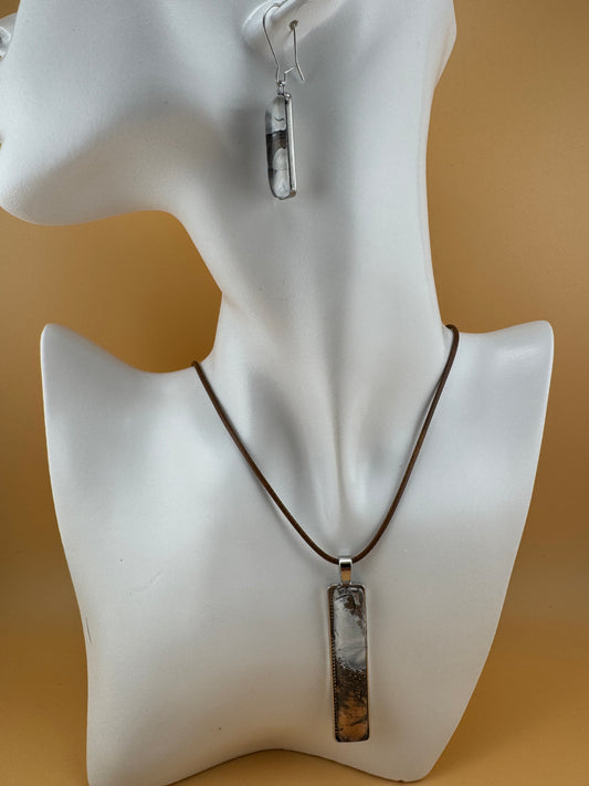 Bronze Shimmer Slim Necklace and Earrings